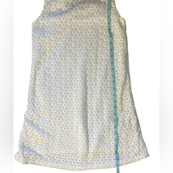 Kate Spade Girls New York Tea Eyelet
Dress Size 12 - Picture 3 of 13